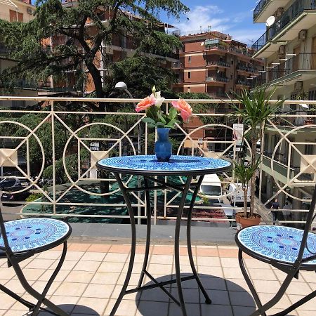Stabia Holiday House Castellammare di Stabia Eksteriør bilde